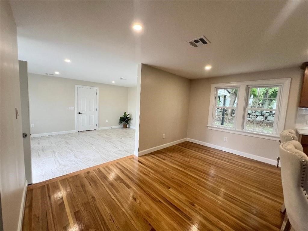 109 Kaufman Road Tiverton, RI 02878 - Photo 7 of 23