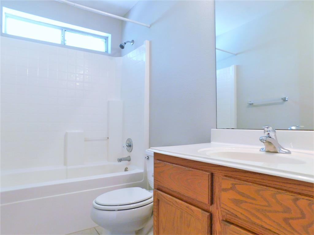 3721 Calvert Lane Denton, TX 76208 - Photo 19 of 27