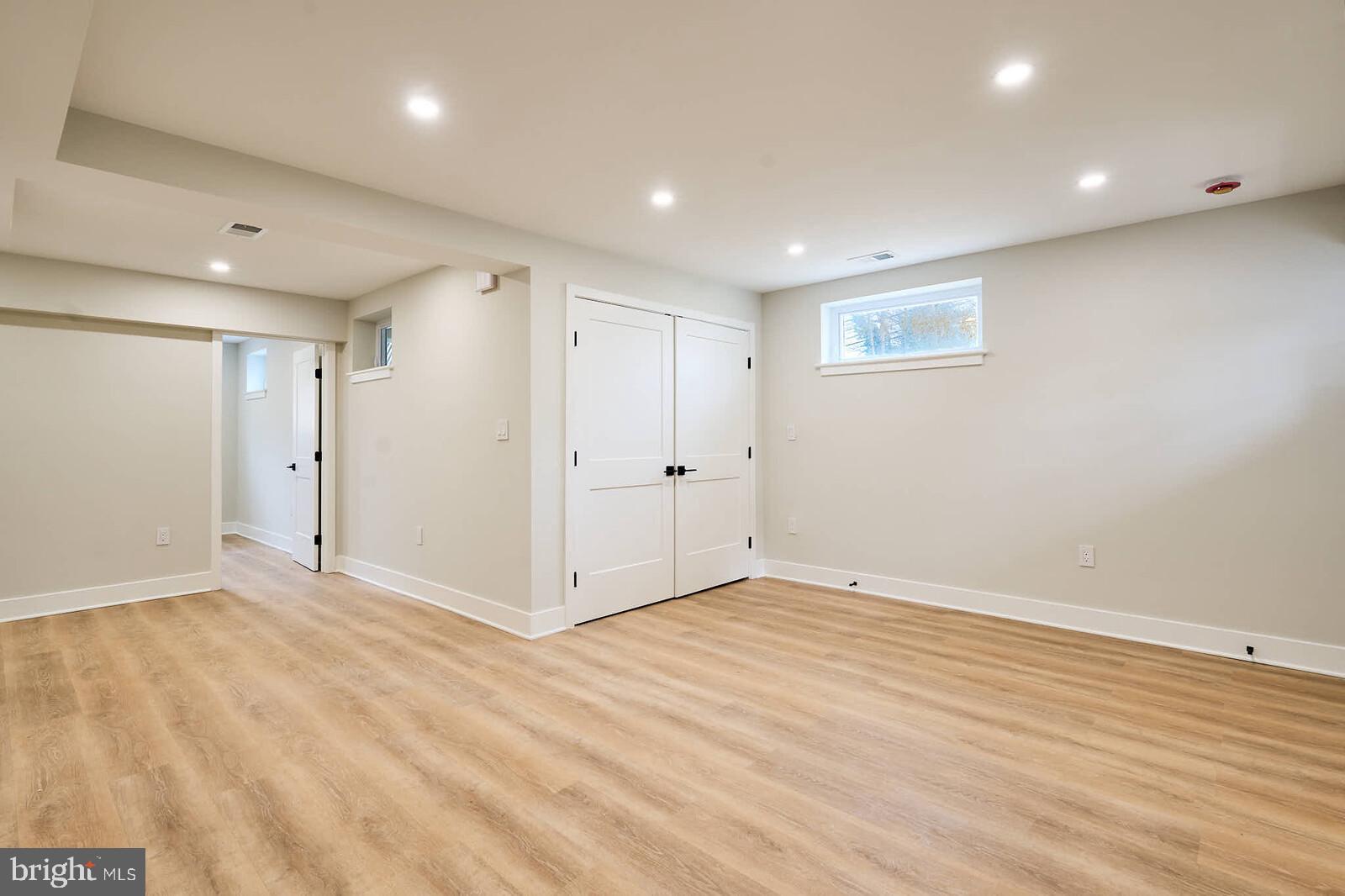 9300 Riggs Road Hyattsville, MD 20783 - Photo 4 of 10 Living Space