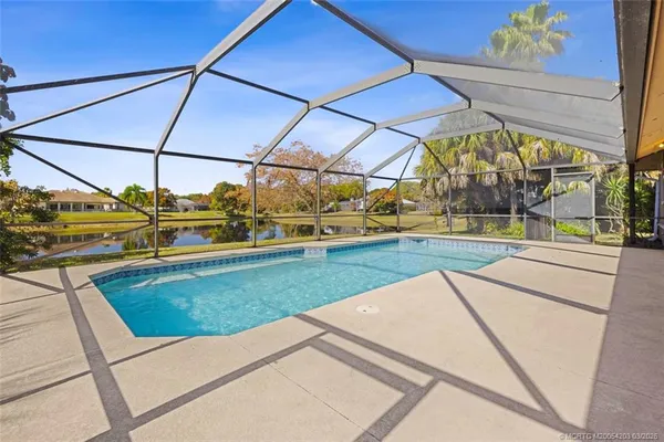 $699,900 | 3074 Northeast Loquat Lane, Jensen Beach, FL 34957