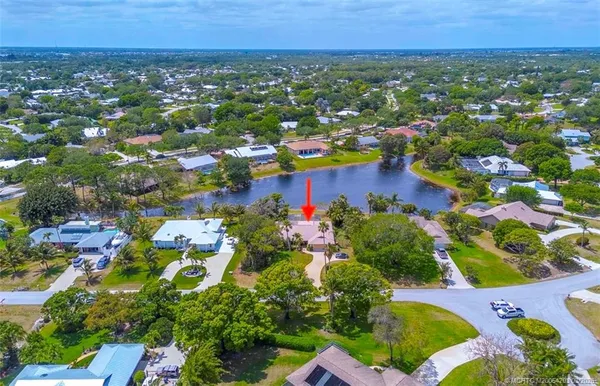 $699,900 | 3074 Northeast Loquat Lane, Jensen Beach, FL 34957