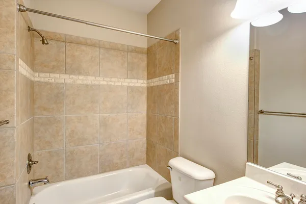 $3,300 | 4003 Feagan Street, Unit 2, Houston, TX 77007