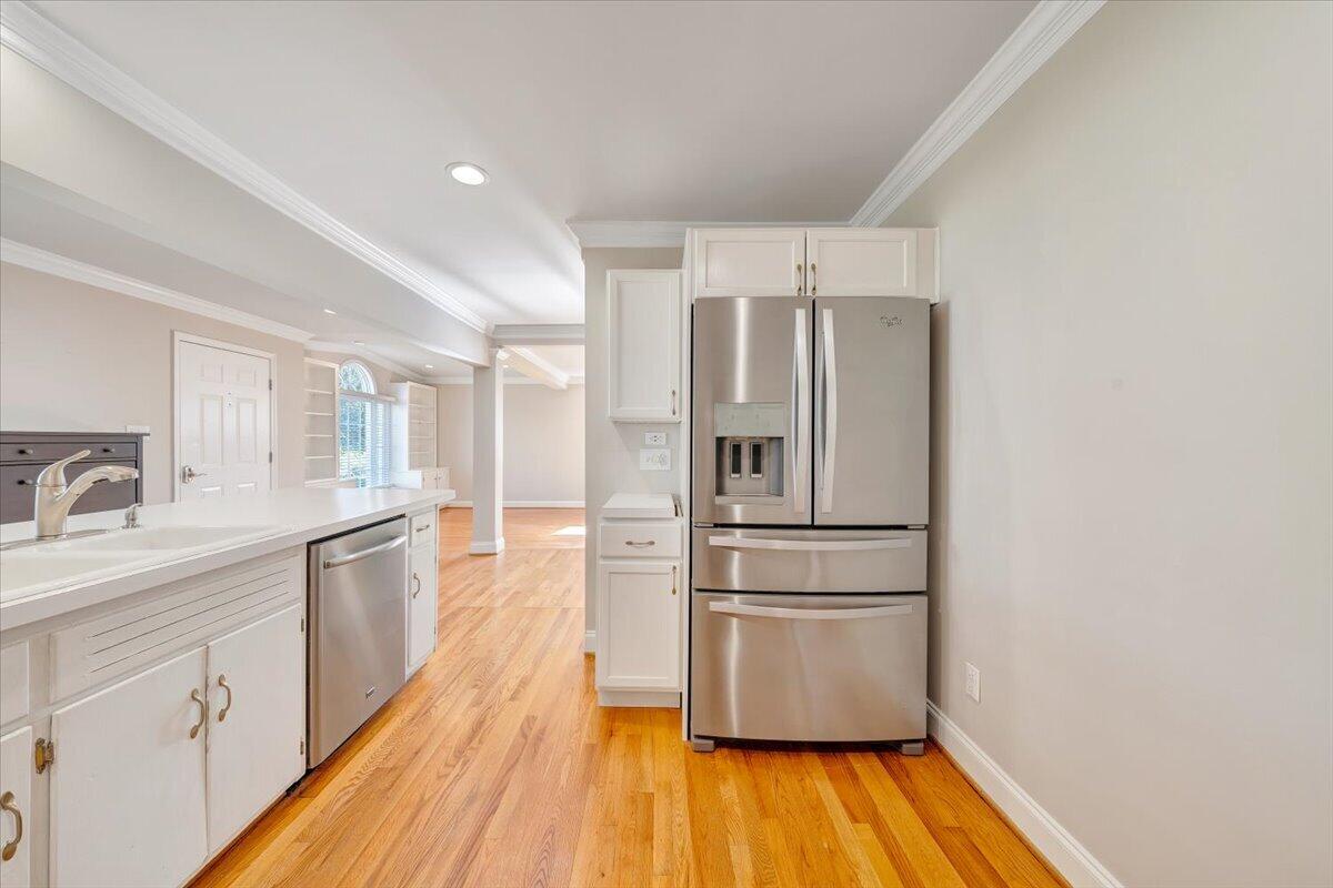 3119 Stoneridge Road Southwest Roanoke, VA 24014 - Photo 21 of 73 020-MIB03005