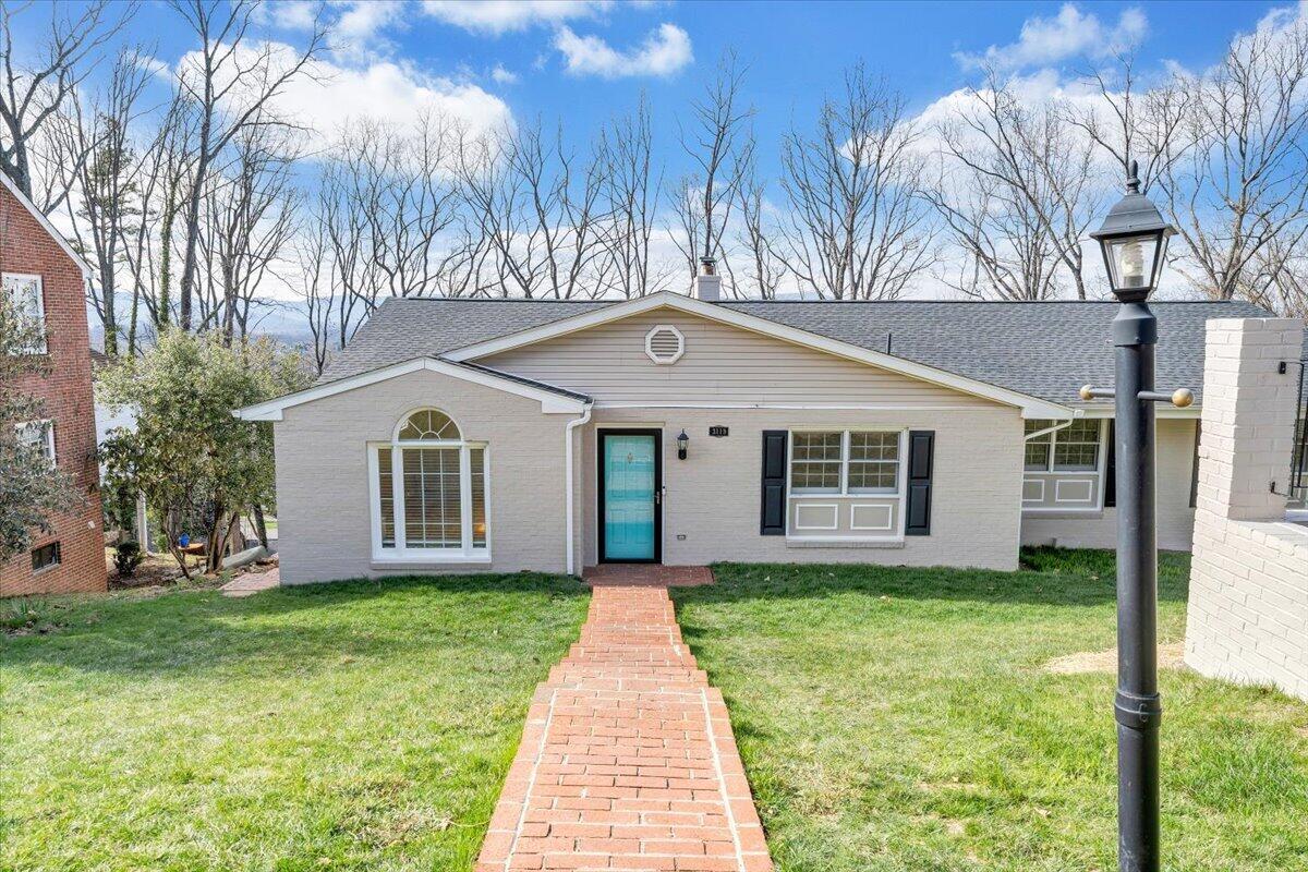 3119 Stoneridge Road Southwest Roanoke, VA 24014 - Photo 3 of 73 005-MIB03047