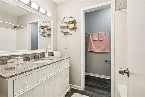 $169,000 | 313 Ormond Meadows Drive, Unit B, Destrehan, LA 70047