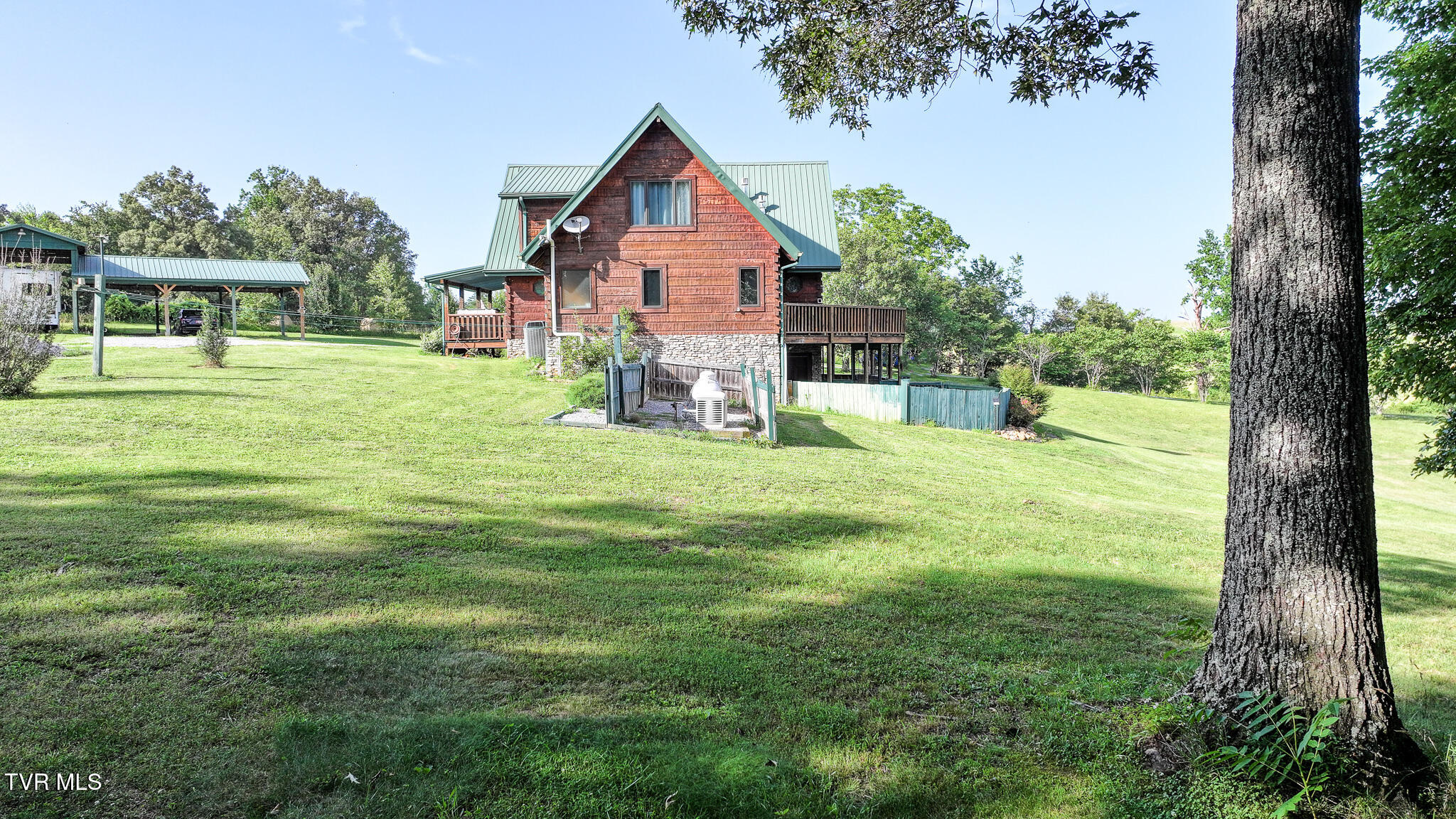 1600 Red Hill Road Greeneville, TN 37743 - Photo 67 of 73 Johnson Generator DJI_20260630032652_025