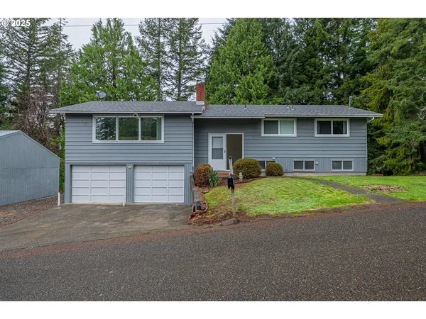 $509,000 | 1070 East 15th Street, Coquille, OR 97423
