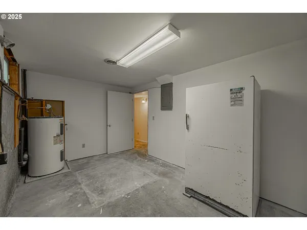 $509,000 | 1070 East 15th Street, Coquille, OR 97423