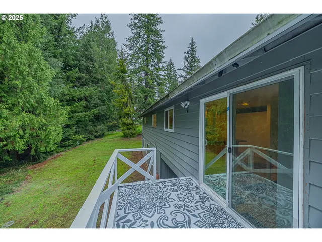 $535,000 | 1070 East 15th Street, Coquille, OR 97423