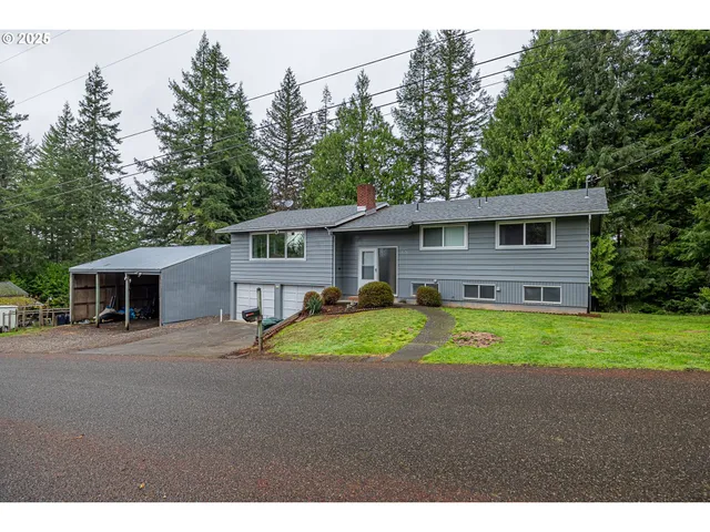 $535,000 | 1070 East 15th Street, Coquille, OR 97423