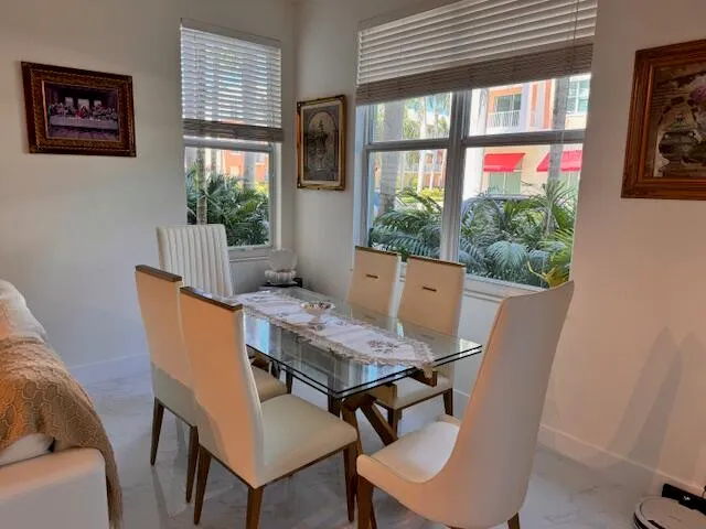 $4,000 | 804 East Windward Way, Unit 103, Lantana, FL 33462