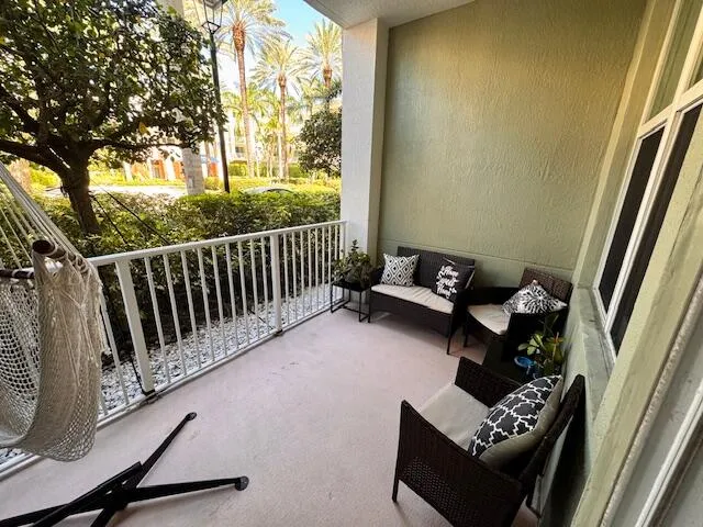 $4,000 | 804 East Windward Way, Unit 103, Lantana, FL 33462
