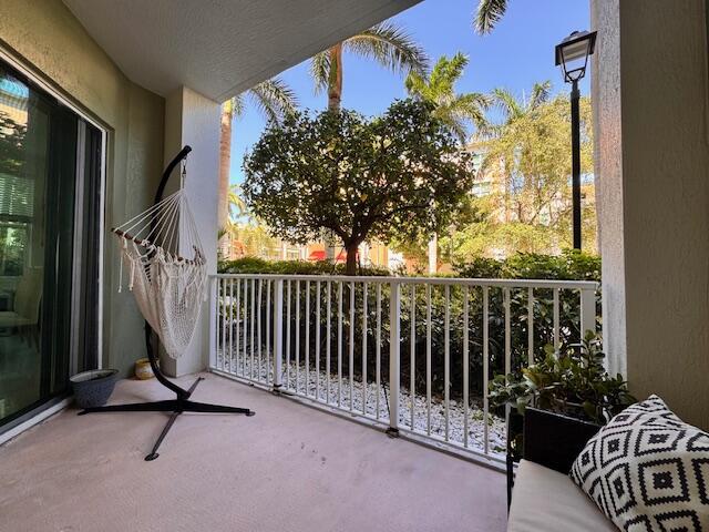 804 East Windward Way, Unit 103 Lantana, FL 33462 - Photo 6 of 29 Covered Porch+