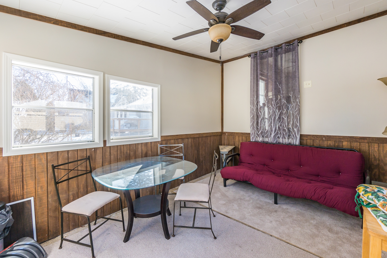 28W418 Batavia Road Warrenville, IL 60555 - Photo 17 of 24 a living room with furniture and a window