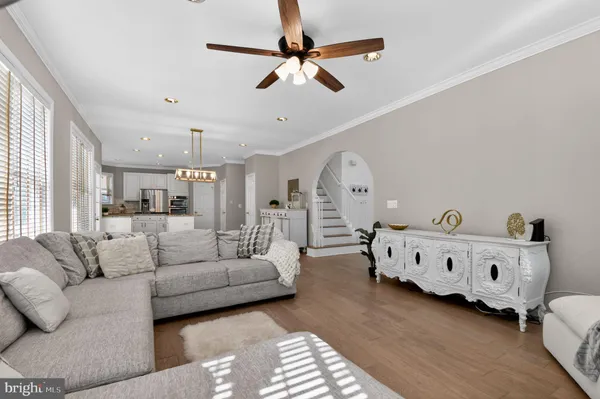 $849,999 | 90 Oxford Way, Huntingtown, MD 20639