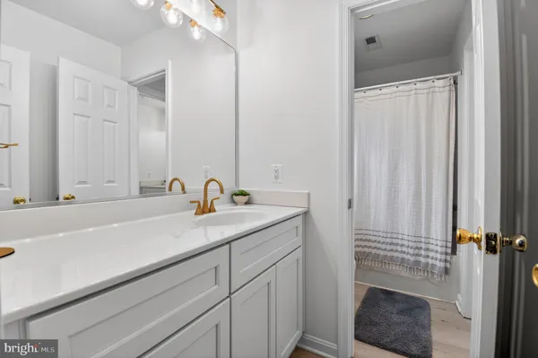 $849,999 | 90 Oxford Way, Huntingtown, MD 20639
