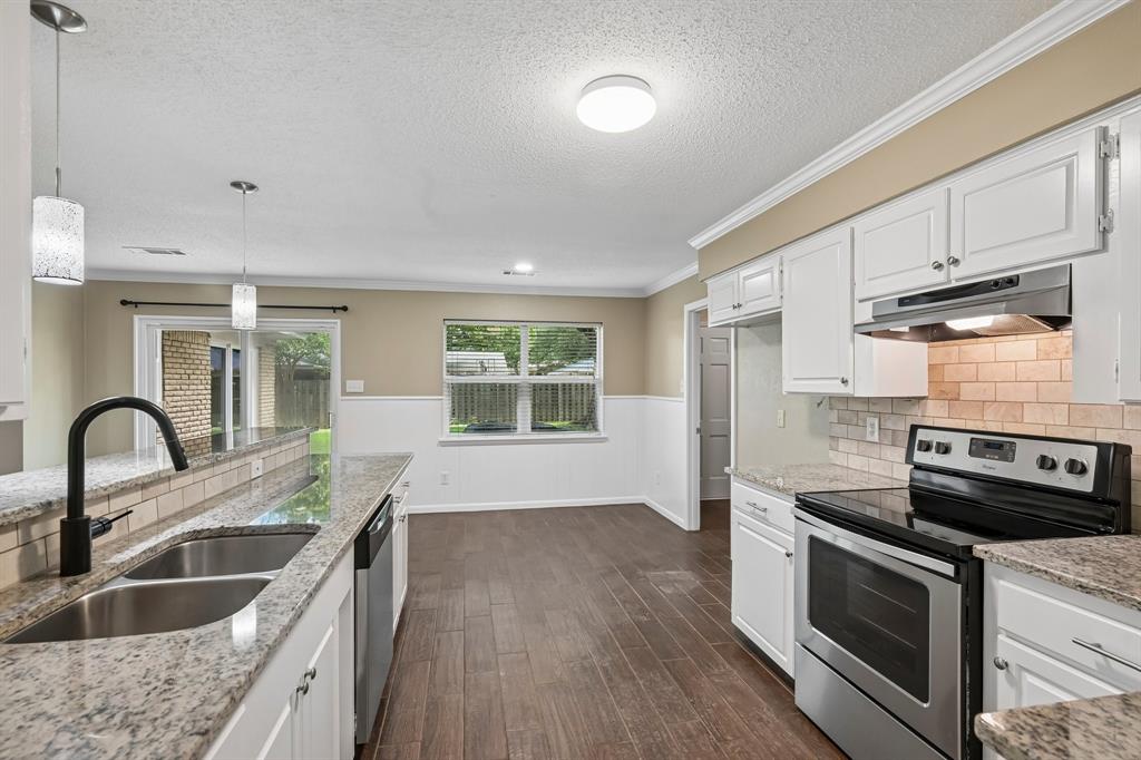 1707 Park Ridge Terrace Arlington, TX 76012 - Photo 11 of 40