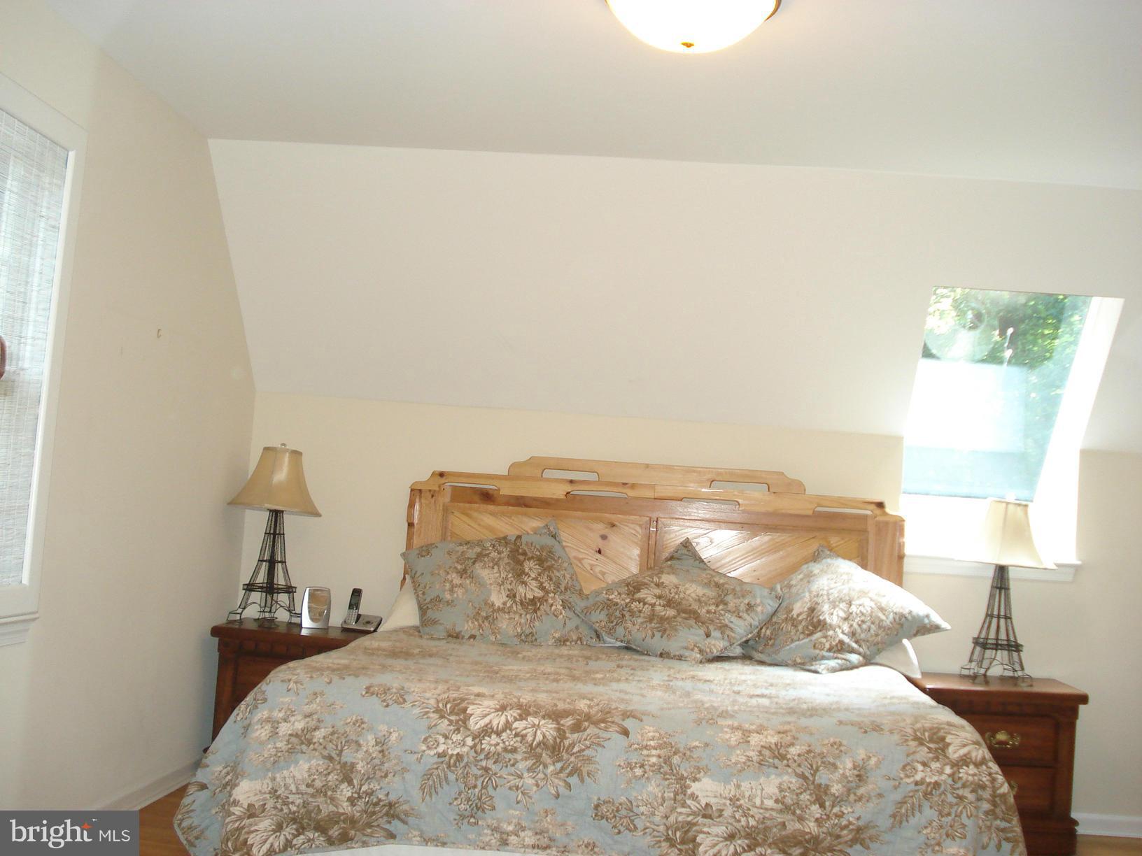 5202 Eliots Oak Road Columbia, MD 21044 - Photo 17 of 30 Bedroom (Master)