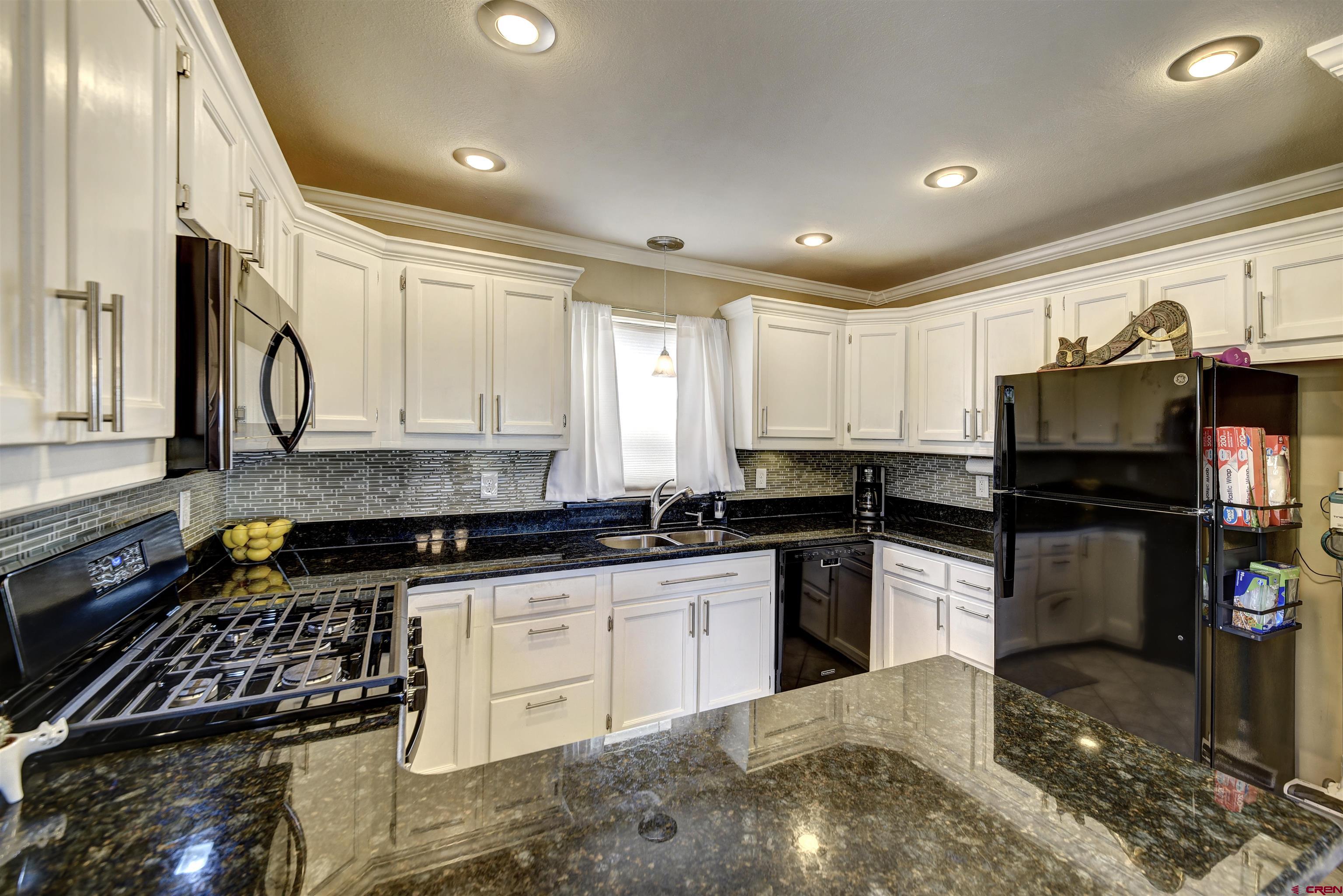 410 Farraday Road Durango, CO 81303 - Photo 7 of 29 Gallery Image 7