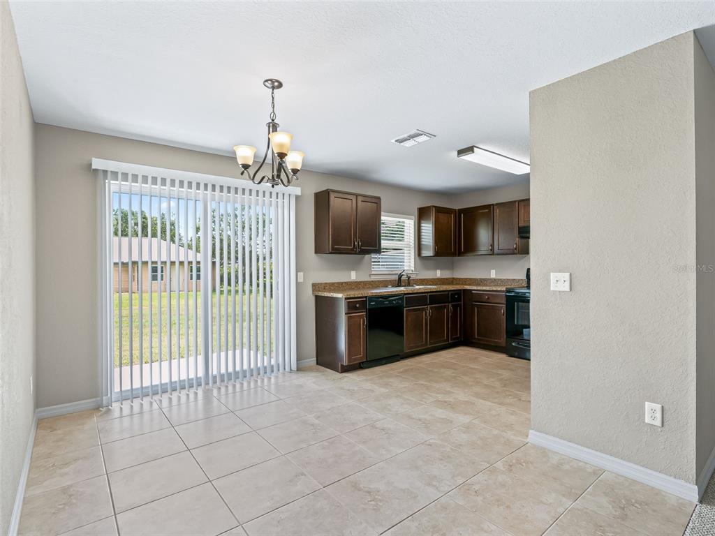 2820 Southwest 137th Place Ocala, FL 34473 - Photo 8 of 35