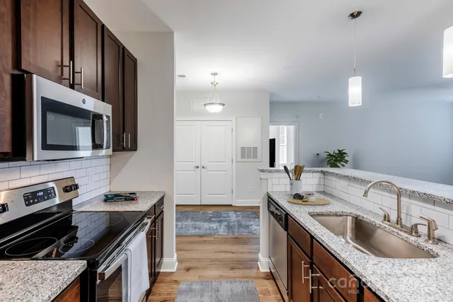 $1,725 | 12509 Crown Park Court, Unit B1, Charlotte, NC 28273