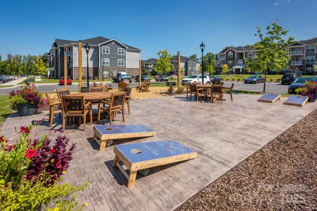 $1,725 | 12509 Crown Park Court, Unit B1, Charlotte, NC 28273