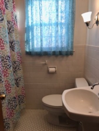 98 Old Charter Road Marlborough, MA 01752 - Photo 18 of 33 Gallery Image 18