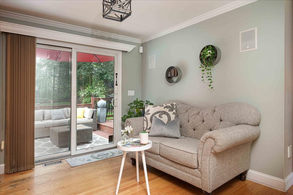 442 Congress Street Woonsocket, RI 02895 - Photo 10 of 34 Gallery Image 10