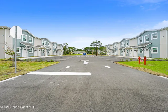 $1,375 | 1895 Convair Street Southeast, Unit 2203, Palm Bay, FL 32909