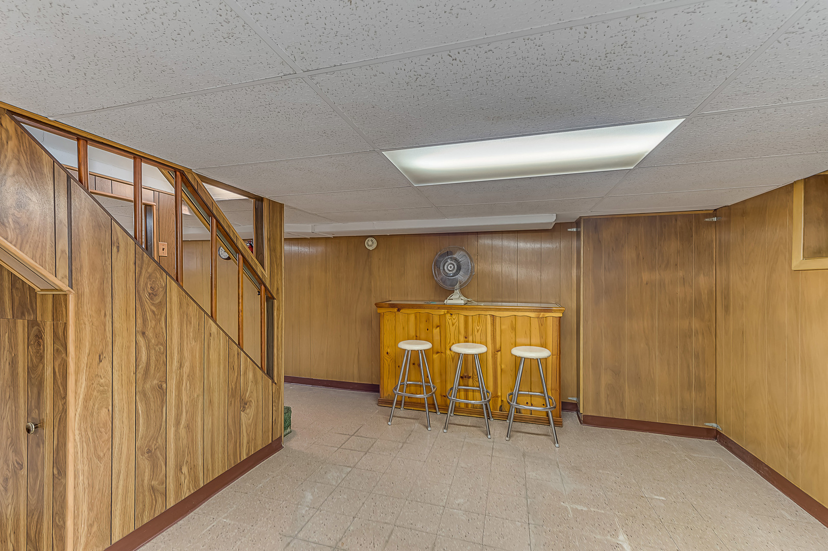 159 Parkview Drive Northlake, IL 60164 - Photo 21 of 24 a view of an empty room with a window