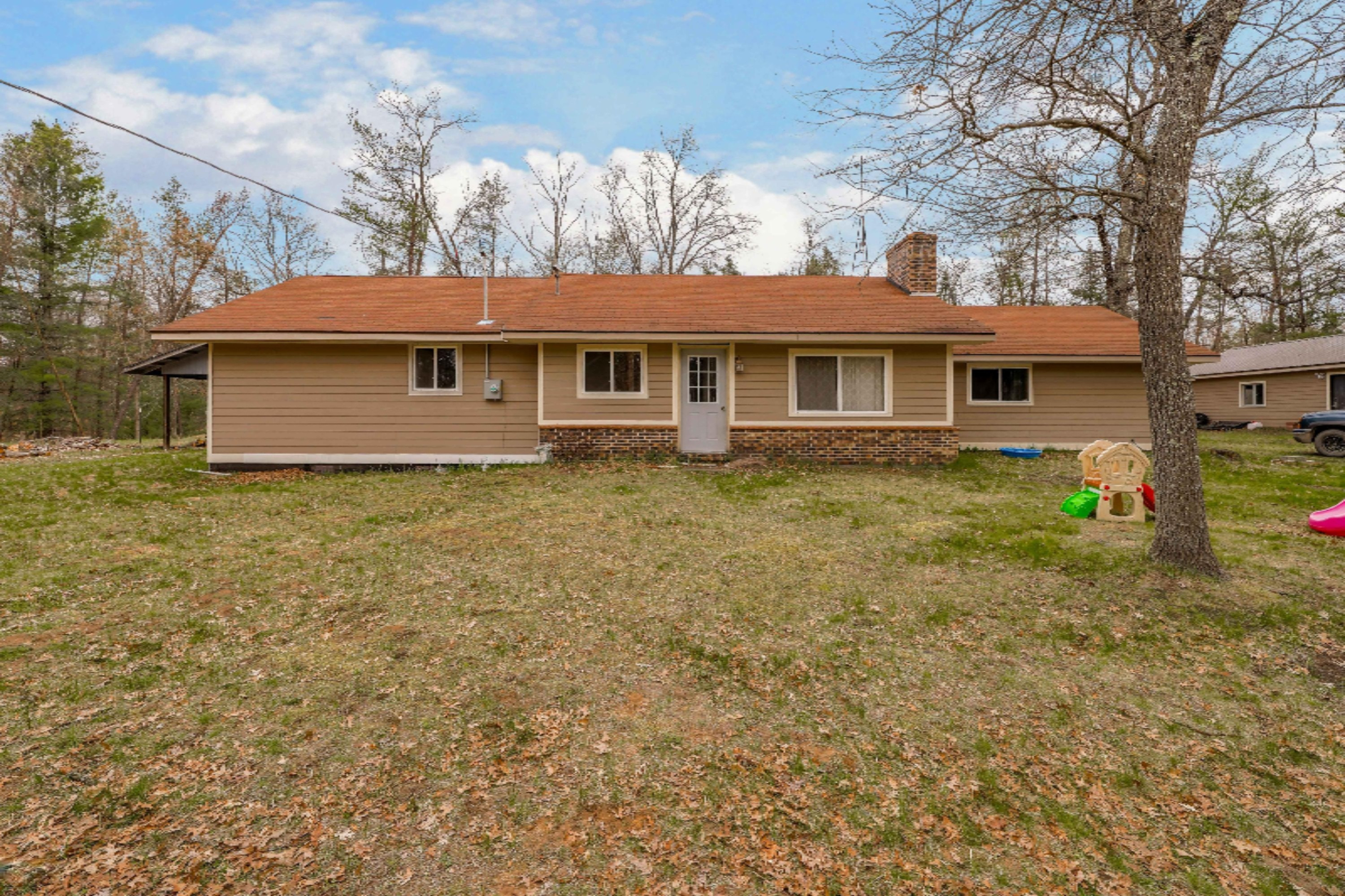 7438 West Wingleton Road Baldwin, MI 49304 - Photo 2 of 34 7438 W Wingleton-3
