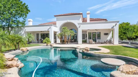 $2,500,000 | 1550 North 40th Street, Unit 12, Mesa, AZ 85205
