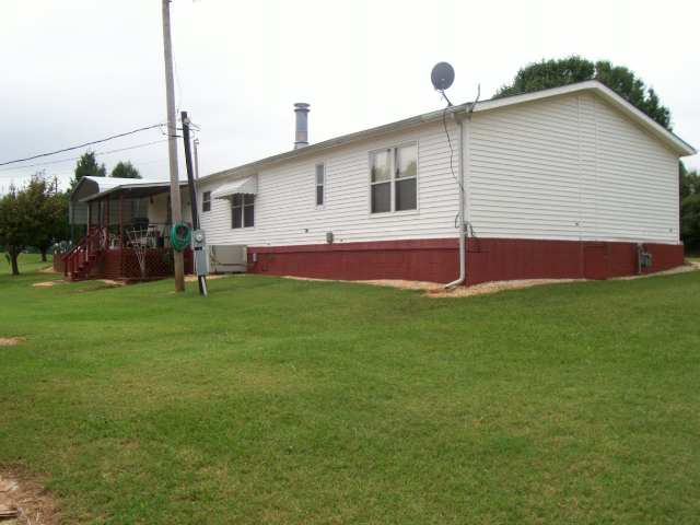 513 Black Snake Road Easley, SC 29640 - Photo 7 of 13
