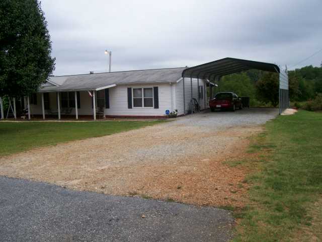 513 Black Snake Road Easley, SC 29640 - Photo 10 of 13