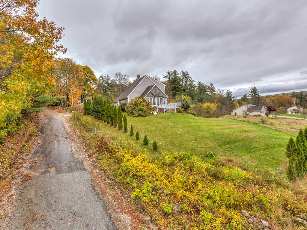 157 Curtis Farm Road Wilton, NH 03086 - Photo 2 of 39