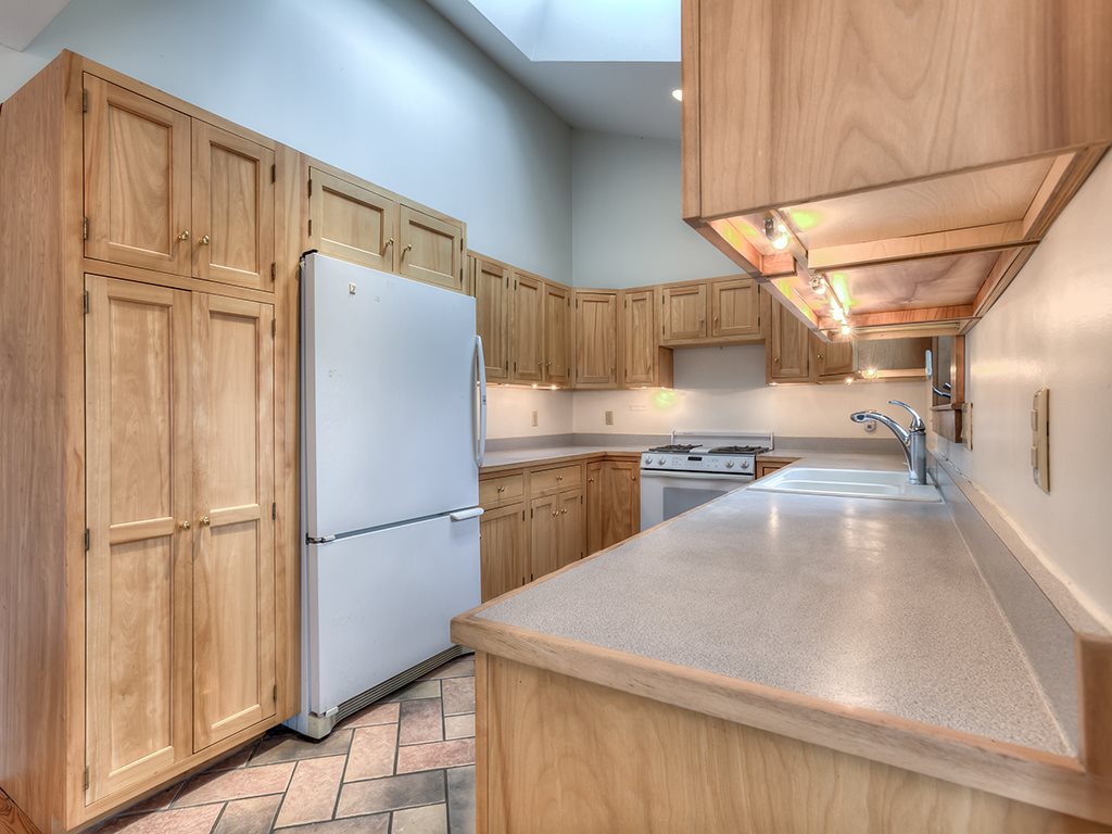 157 Curtis Farm Road Wilton, NH 03086 - Photo 13 of 39