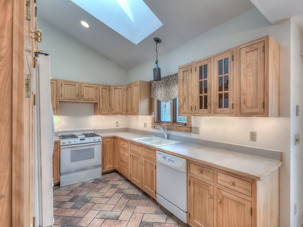 157 Curtis Farm Road Wilton, NH 03086 - Photo 14 of 39