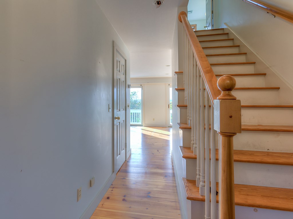 157 Curtis Farm Road Wilton, NH 03086 - Photo 3 of 39
