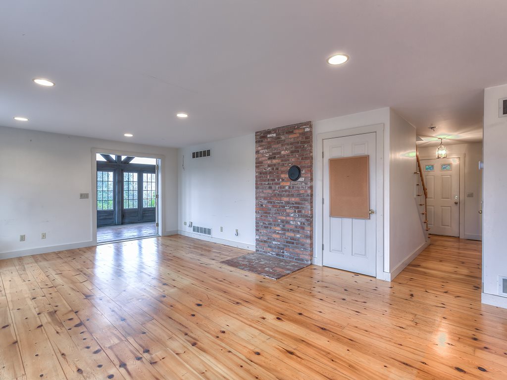 157 Curtis Farm Road Wilton, NH 03086 - Photo 22 of 39