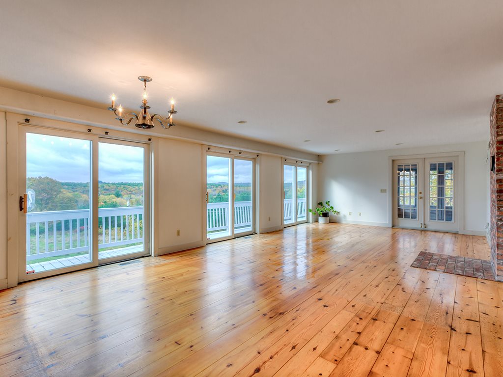 157 Curtis Farm Road Wilton, NH 03086 - Photo 10 of 39