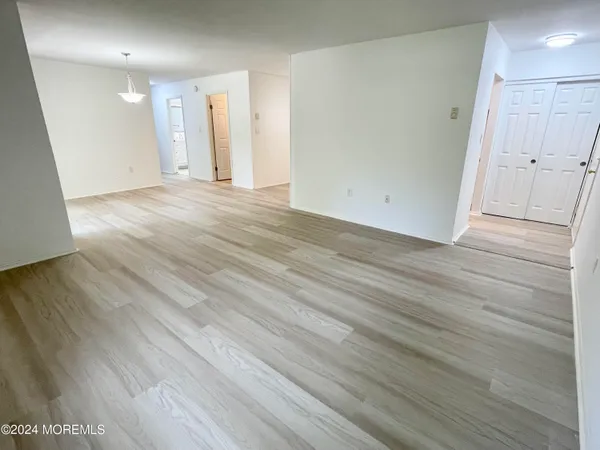 $2,300 | 175 Amberly Drive, Unit A, Manalapan, NJ 07726
