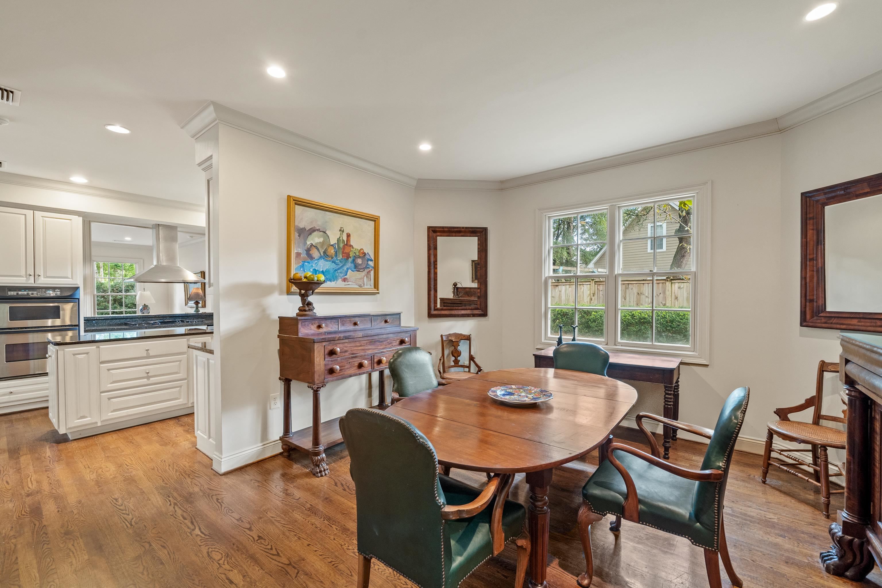 18450 Point Clear Court Fairhope, AL 36532 - Photo 22 of 44 Dining Area