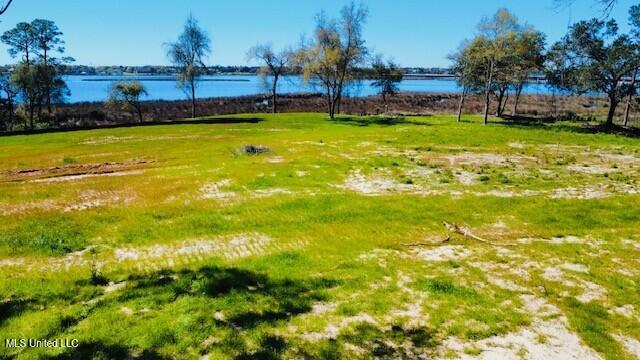 Oleander Lane Biloxi, MS 39532 - Photo 4 of 20 8