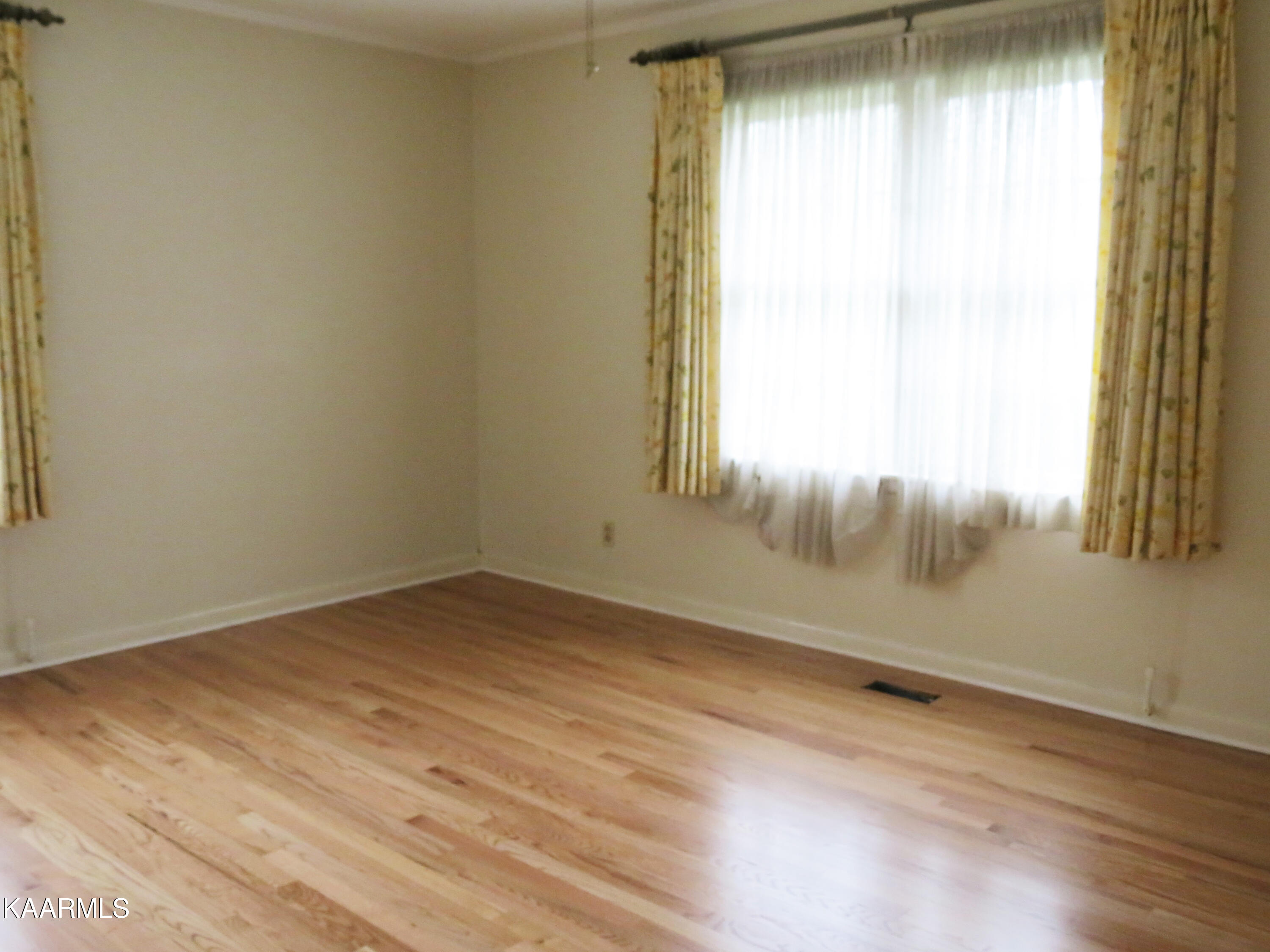 126 South Seneca Road Oak Ridge, TN 37830 - Photo 21 of 38 seneca36