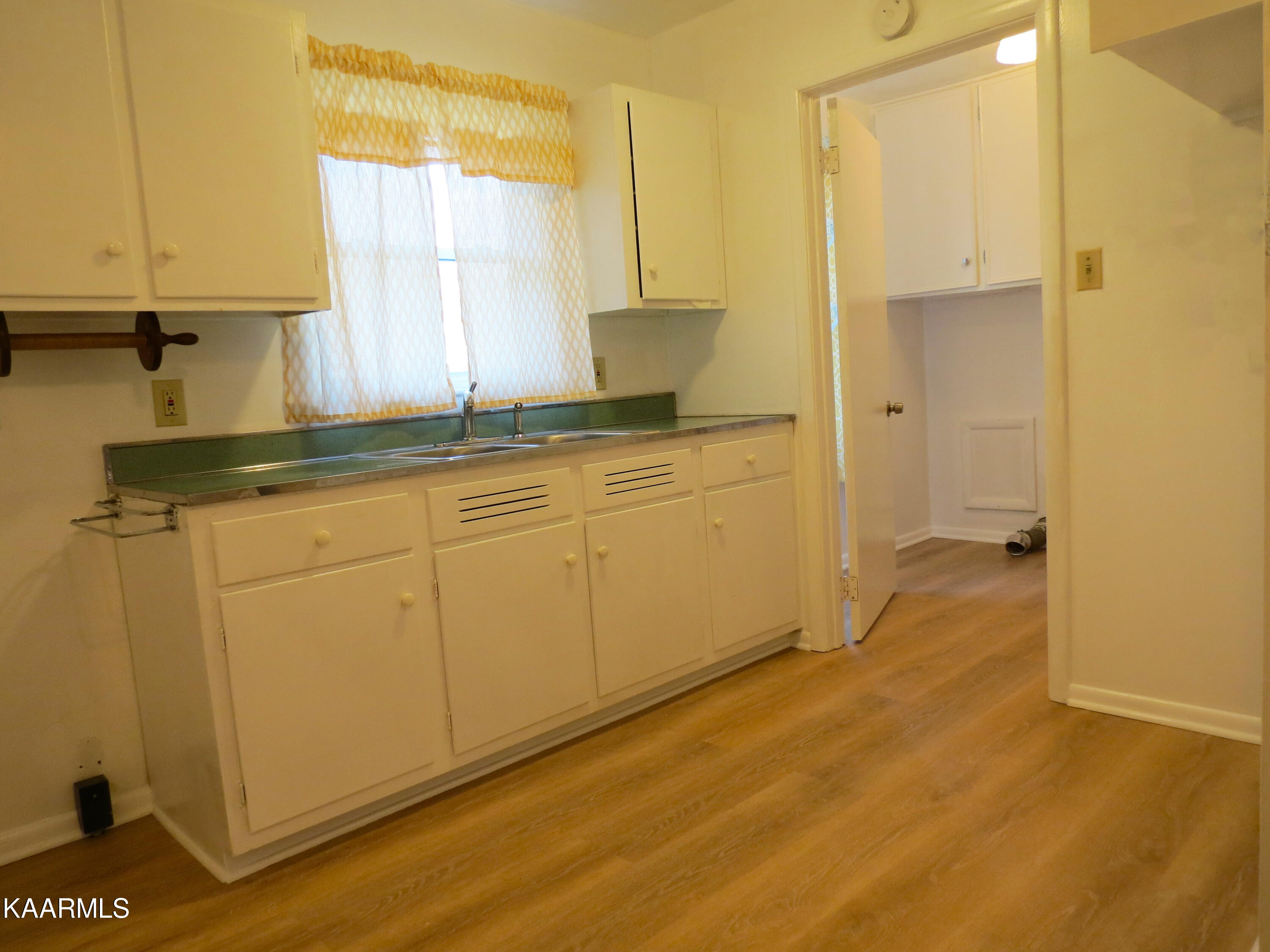 126 South Seneca Road Oak Ridge, TN 37830 - Photo 34 of 38 seneca10