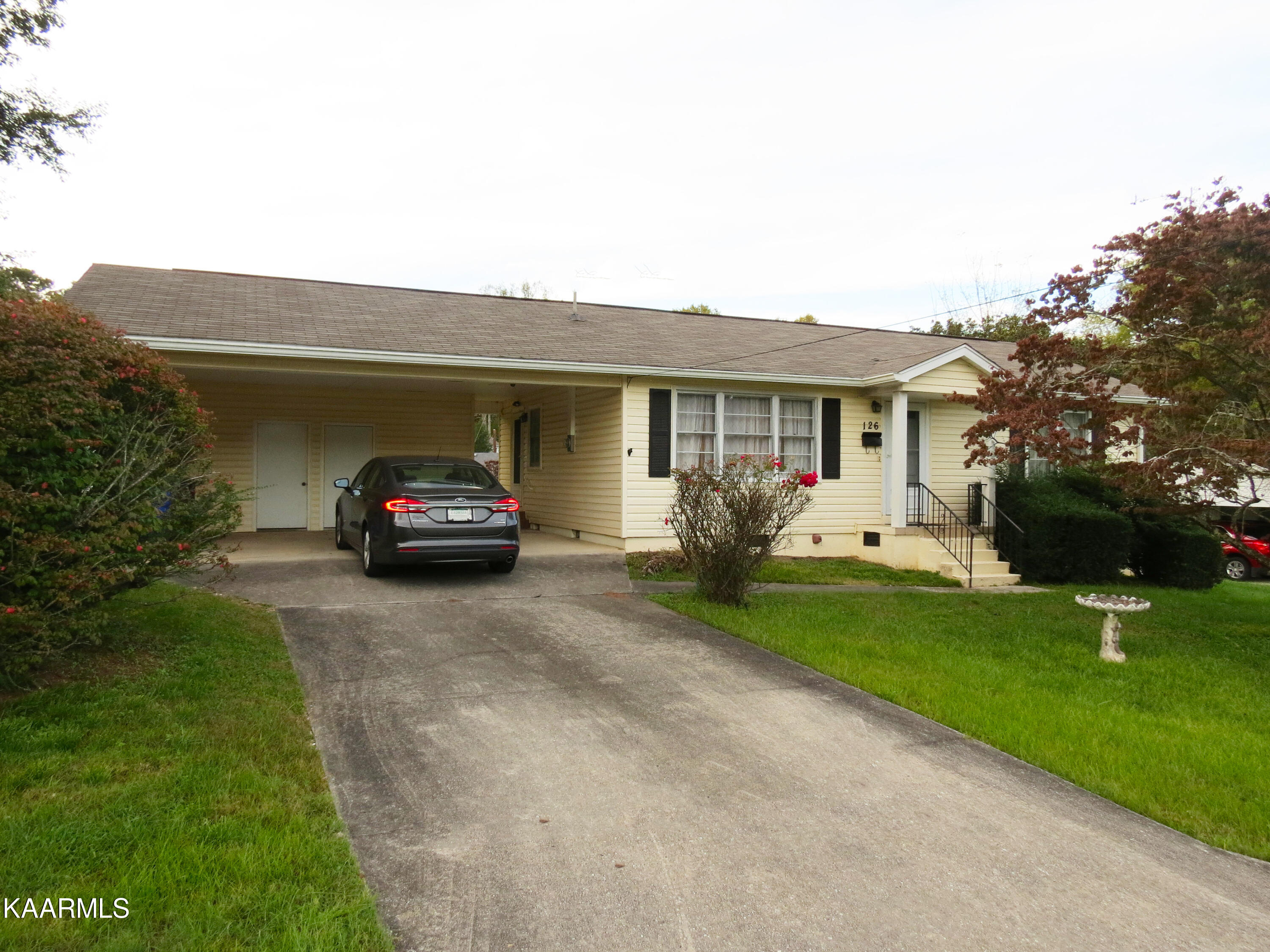 126 South Seneca Road Oak Ridge, TN 37830 - Photo 7 of 38 seneca7