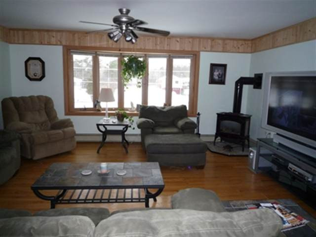 130 Spring Road Glenville, NY 12302 - Photo 5 of 11 Photo 5