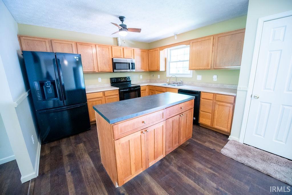 1035 Splinter Ridge Road Spencer, IN 47460 - Photo 7 of 32