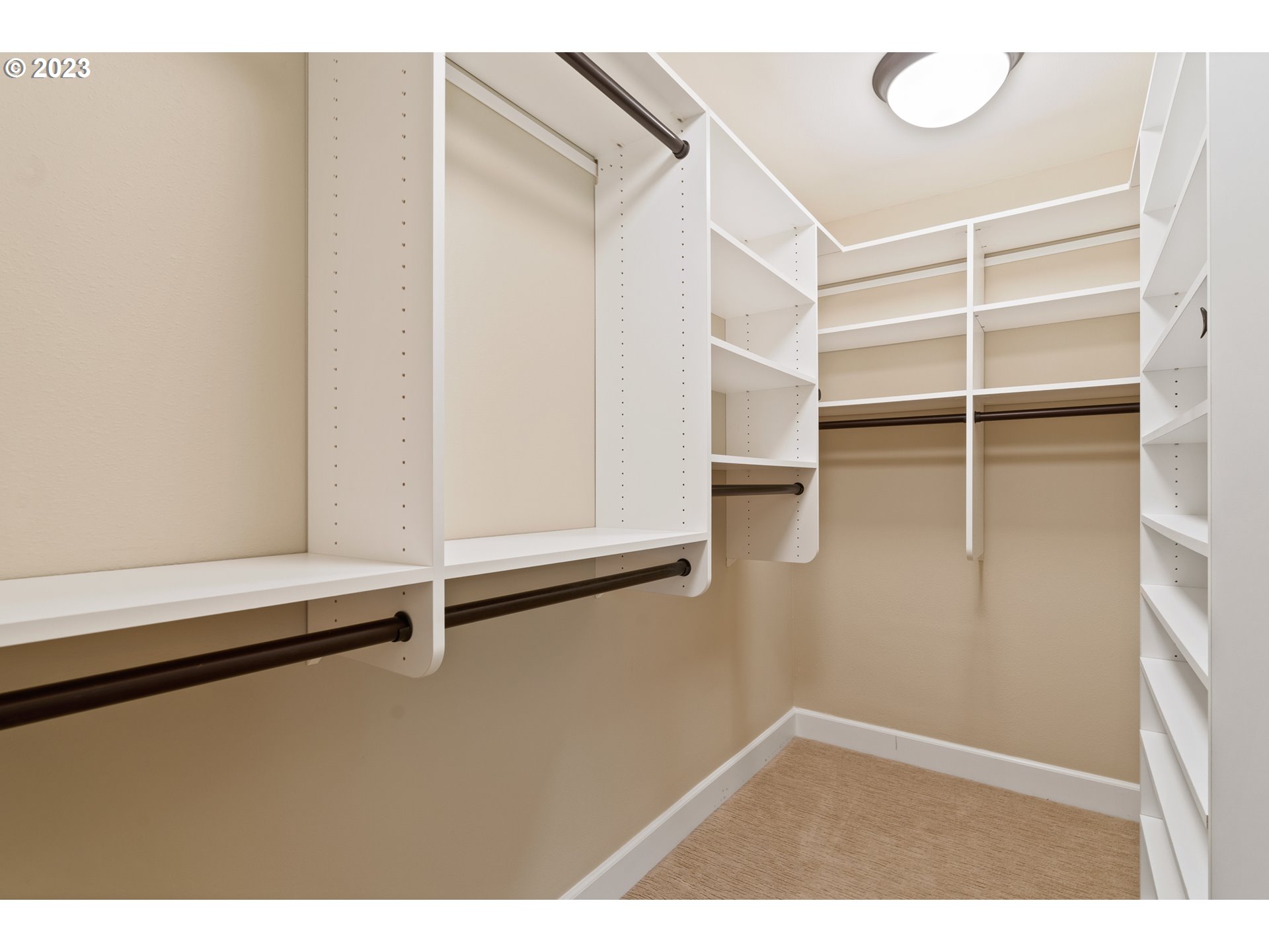 445 Northshore Road Lake Oswego, OR 97034 - Photo 22 of 42