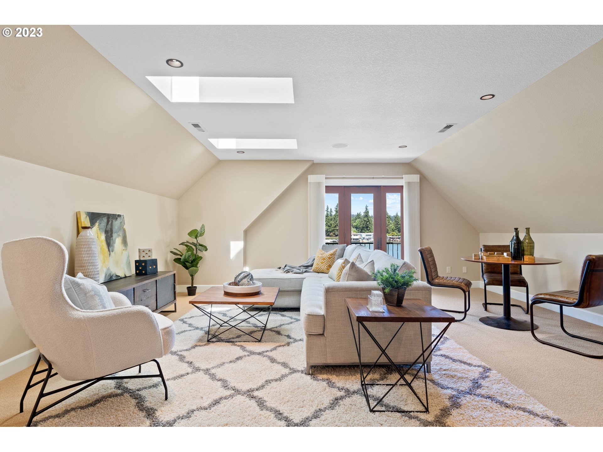 445 Northshore Road Lake Oswego, OR 97034 - Photo 25 of 42